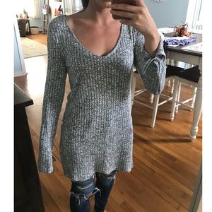 H & M 🖤 Long sweater. NWOT.